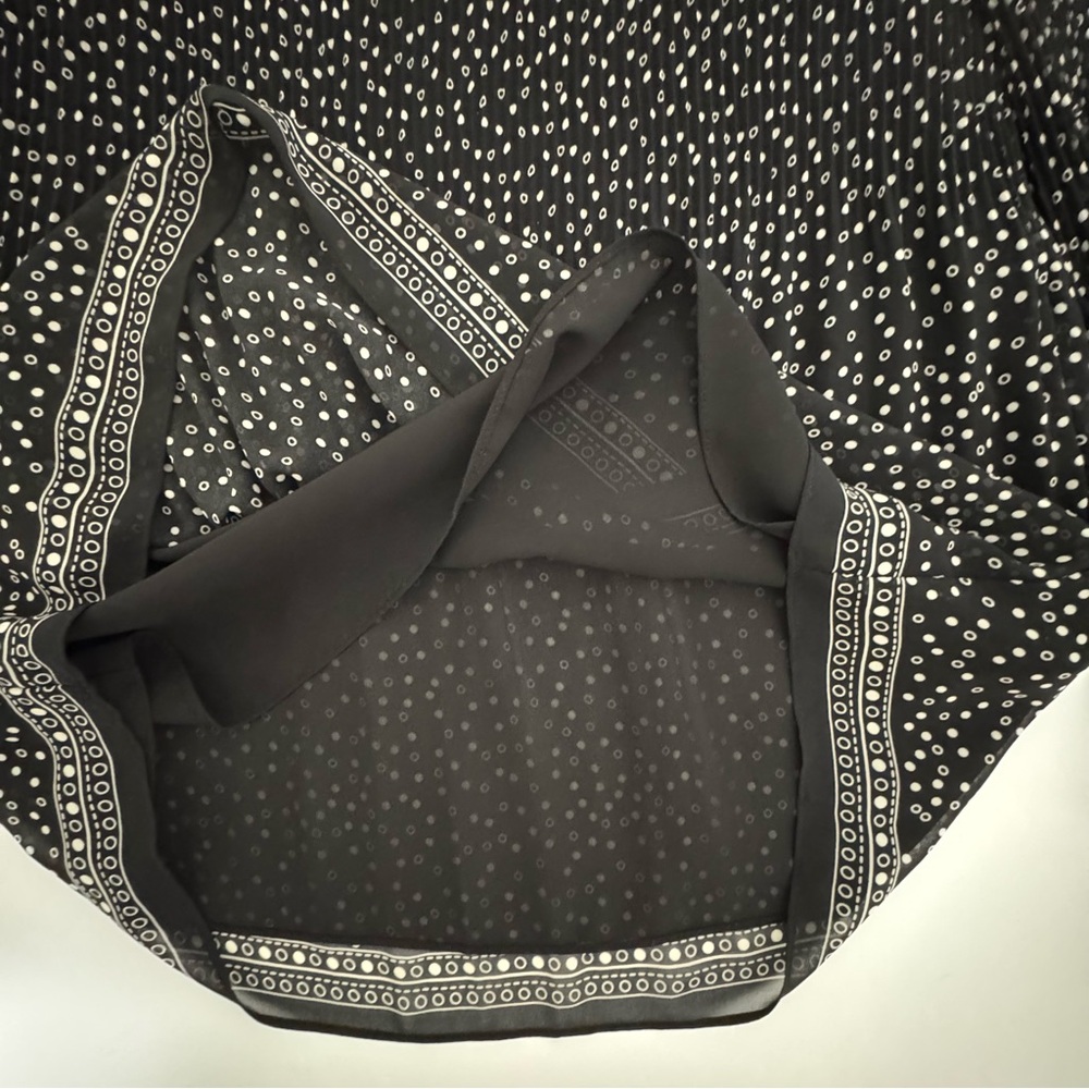 Max Studio Polka Dot Pleated Blouse XS Sheer Bell Sleeves - Picture 11 of 16